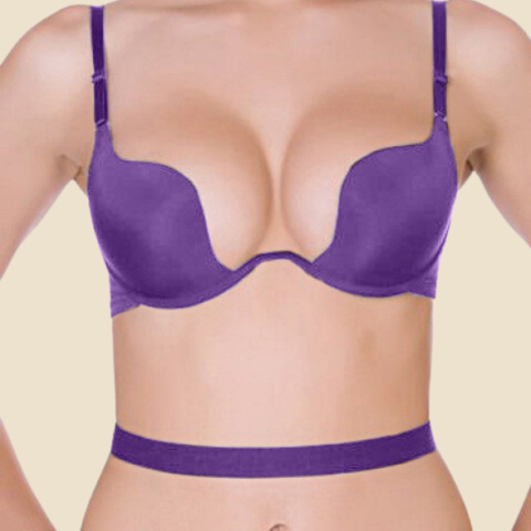 Soutien gorge plongeant et shorty dentelle en face porté SEXY BRA CHIC